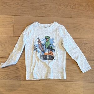 Old Navy graphic t shirt - size 6T